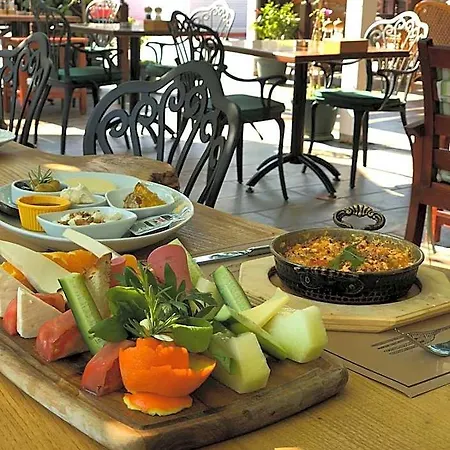 فندق Mimoza