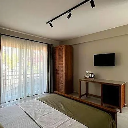 فندق Mimoza 5*