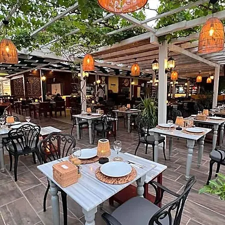 فندق Mimoza